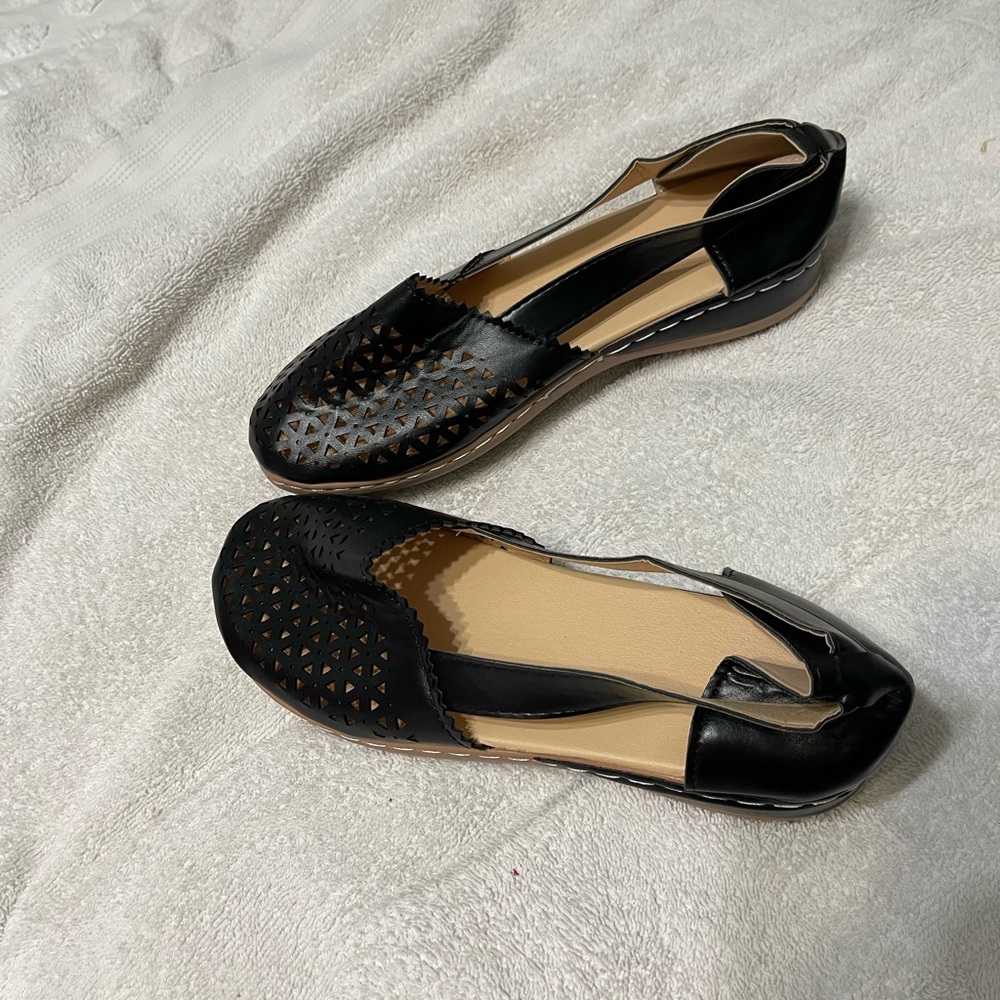Women’s Vintage Style Sandals